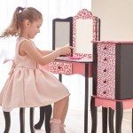 Masuta de toaleta copii cu 3 oglinzi, sertar si scaun ROZ- Vanity Table and Stool  Masuta de toaleta copii cu 3 oglinzi, sertar si scaun ROZ- Vanity Table and Stool
